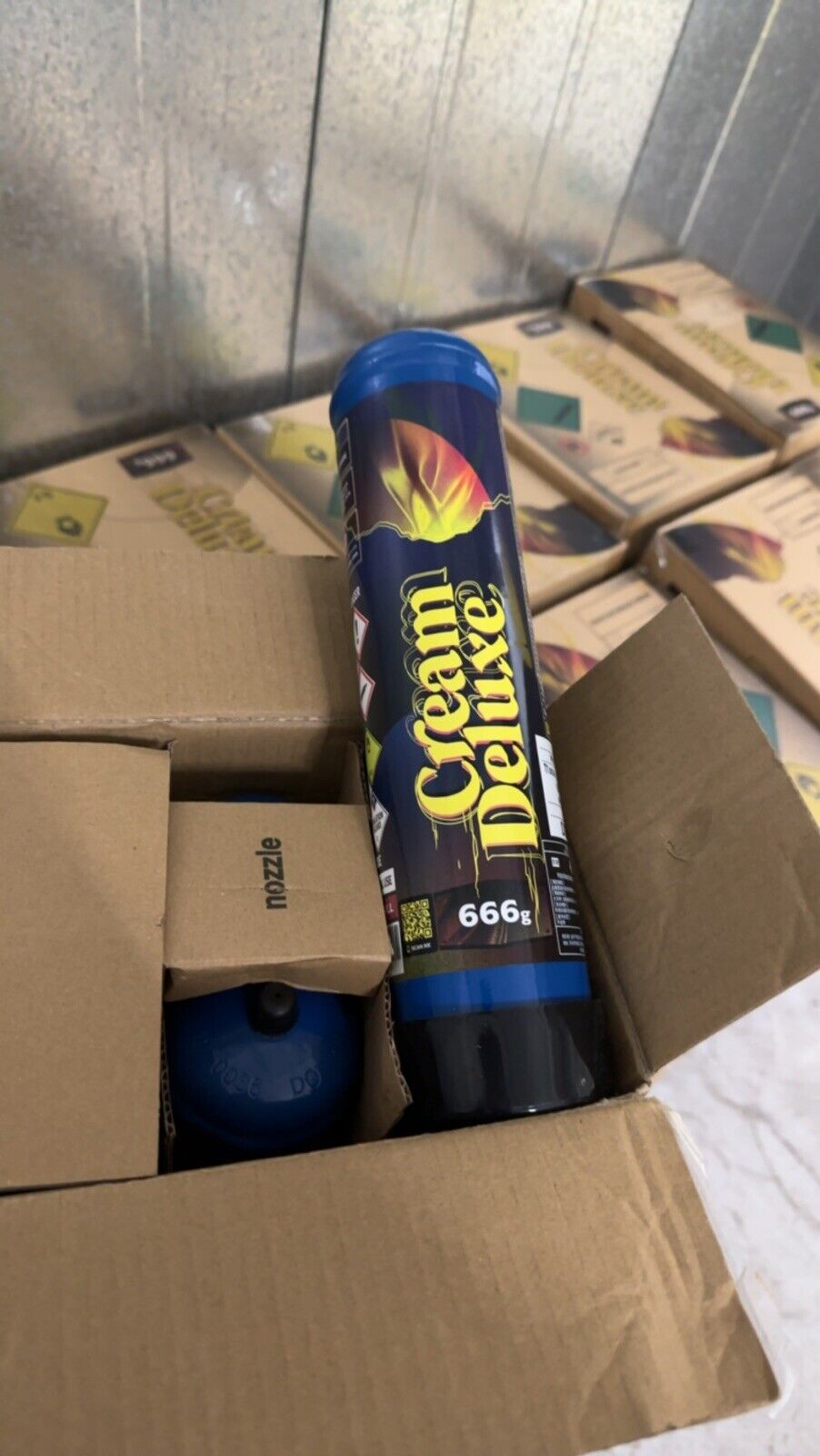 Cream Deluxe Cream Chargers